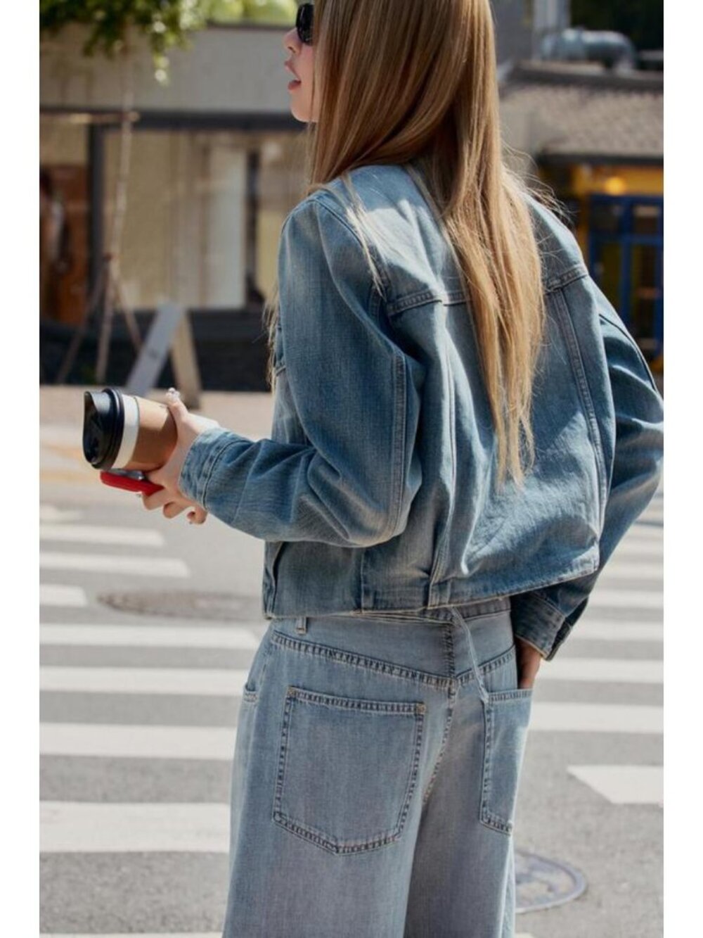 ZARA TRF MID-RISE BALLOON JEANS - Picture 3 of 7